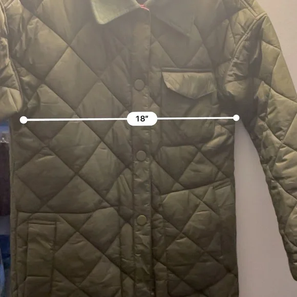 NVLT Quilted Long Green Coat - Picture 12 of 14
